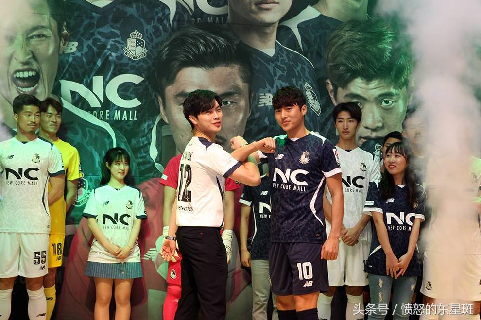 中日韩足球的差距为何越来越大,中韩足球的较量与反思