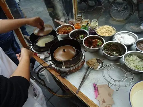 成都宽窄巷子景区特色,成都宽窄巷子有哪些小吃城