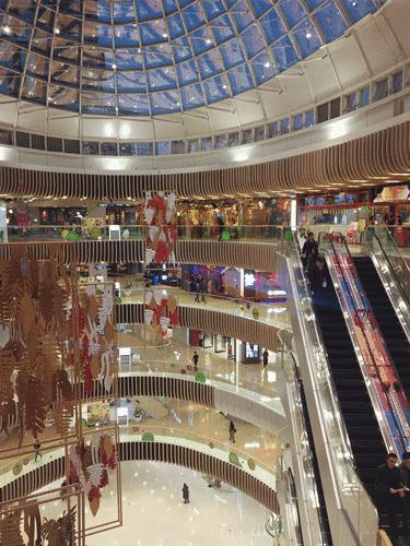 丰台又再一次迎来了万达帝国，这下吃的又多了好多好多好多~