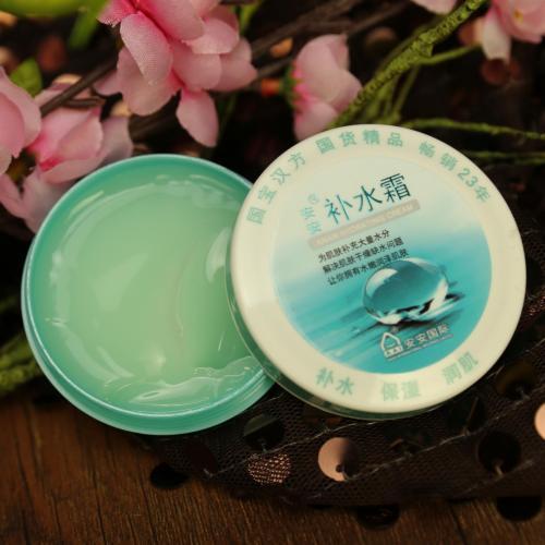 错误的护肤只会越来越严重,肌肤补水的四大禁忌