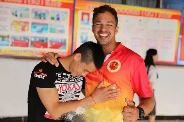 邱建良谈恋爱视频,邱建良谈恋爱过程