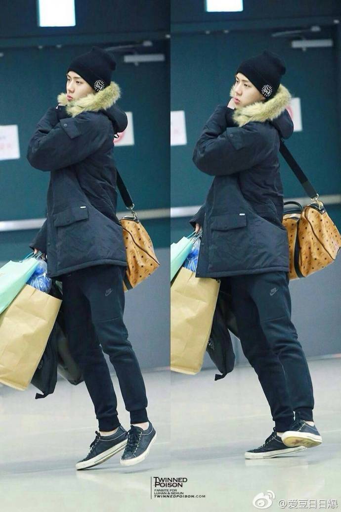 吴世勋机场代购,吴世勋被耽误的十年