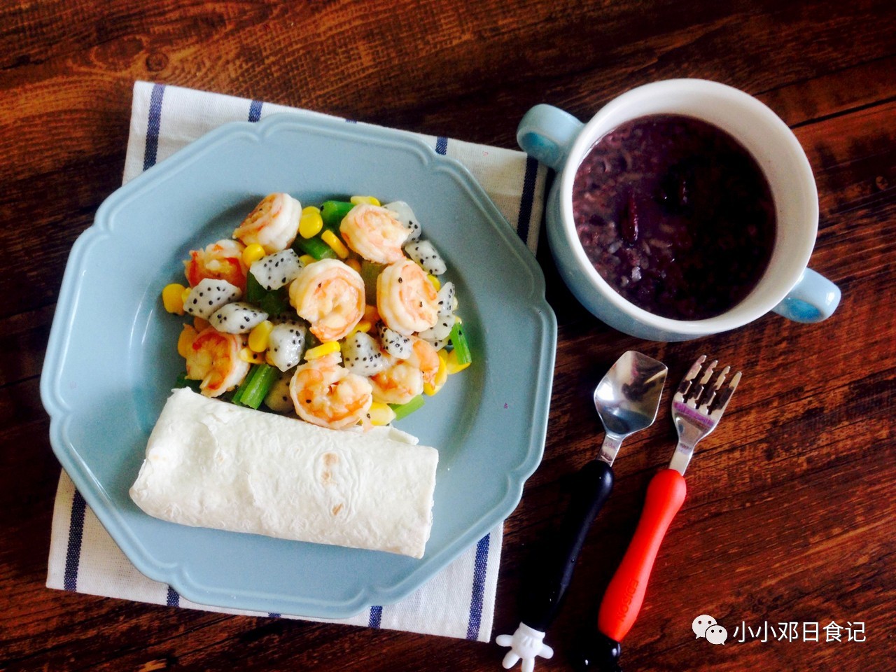 虾和水果一起吃喝牛奶能解毒吗,虾和水果同时吃砷中毒用什么解救