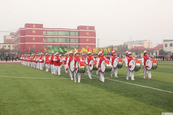 汶上县白石镇明德小学,明德学校激情早读