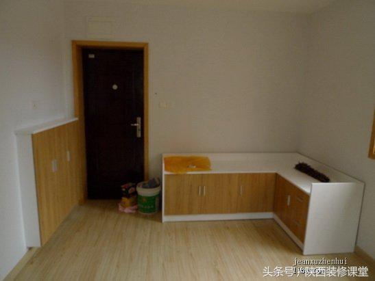 带天井的木头老房子,60平老房子一楼带院子