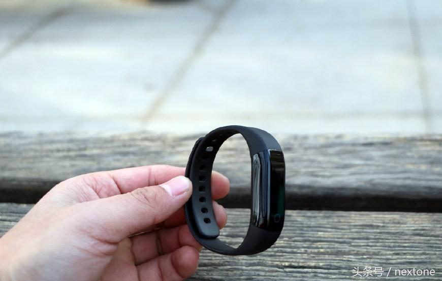 乐心手环mambo2和1区别,乐心手环mambo最新几代了