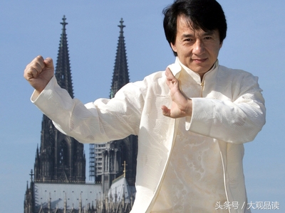 “功夫巨星”成龙心酸成名史,中国功夫巨星成龙之路