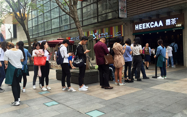 火爆到限流的家居店「HAY」究竟是何方神圣？