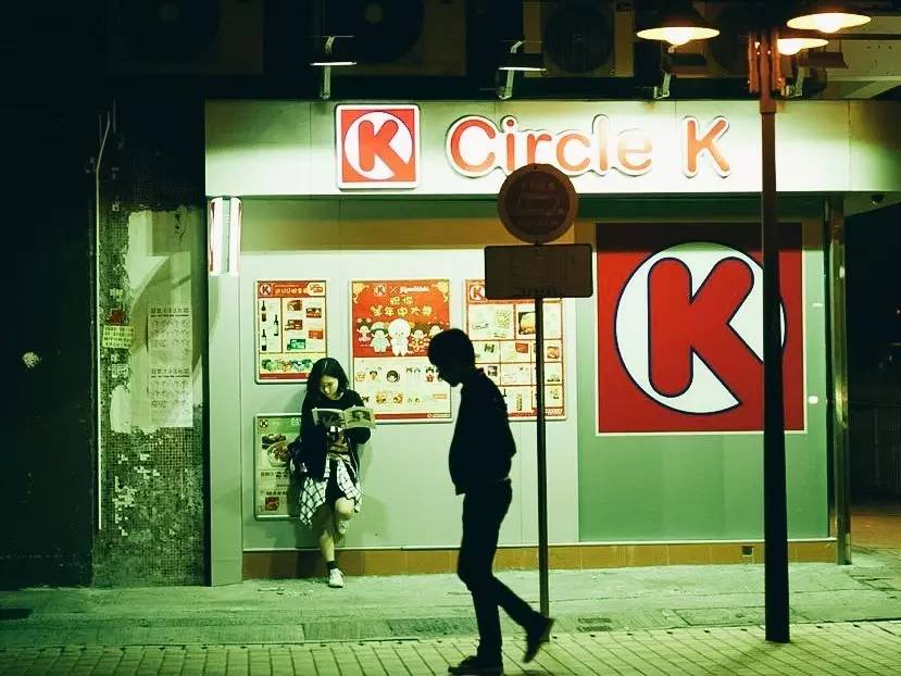 您的《旅行自拍秘籍》到货，请签收！