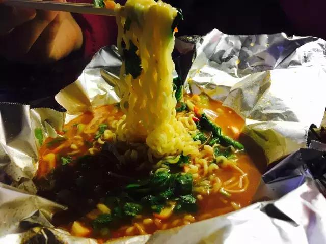 每一个与鱼化寨国际有染的人，都曾对这个小香港有难以言表的热忱