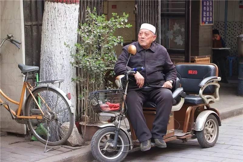西安人眼中的回民街,西安回民街真的值得一去吗