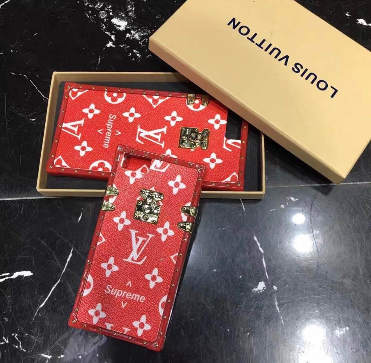 不是白浅夜华而是LVxSupreme