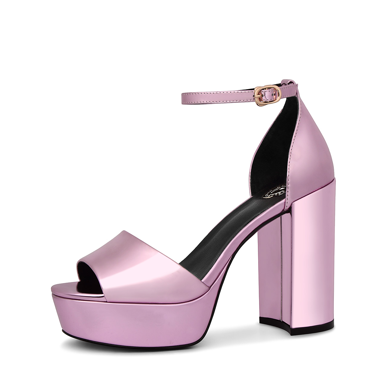 有一种时尚叫做“你觉得我时髦，却猜不出我穿的牌子”