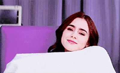 当你说话别人说你是小学生,别人说你说话像小学生