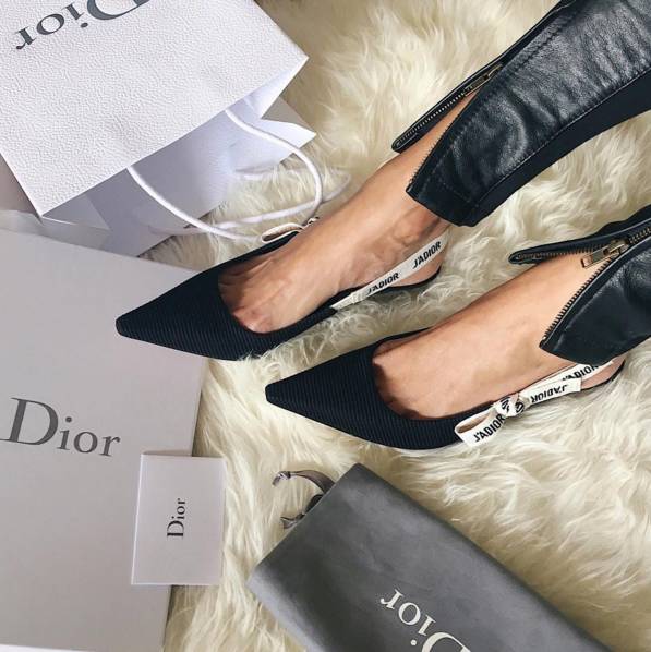 买什么蝴蝶结百搭又好看,百搭最新款蝴蝶结