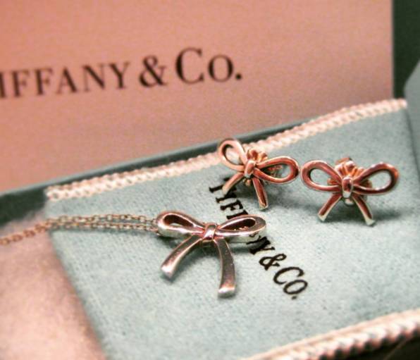 买什么蝴蝶结百搭又好看,百搭最新款蝴蝶结