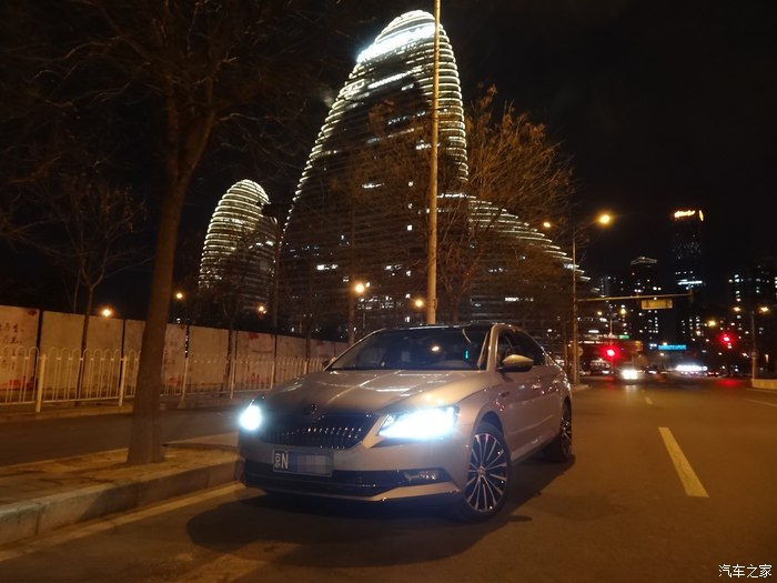 2016款速派330智行版大灯高度调节,2016款速派330tsidsg智行版