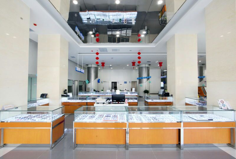 近视手术节“摘镜”低至5500元全飞秒激光只需15800元