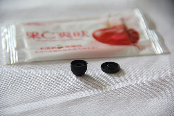 纯白的耳机or数据线用脏了如何清洁？看看大神们怎么说！