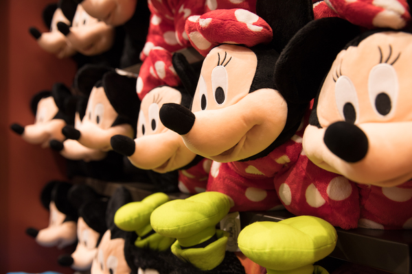 上海迪士尼乐园吃什么比较划算,上海迪士尼酒店住宿攻略