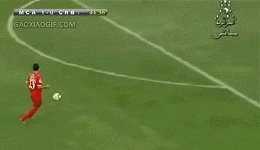 那些足坛精彩瞬间,梅西足球赛场上的搞笑瞬间