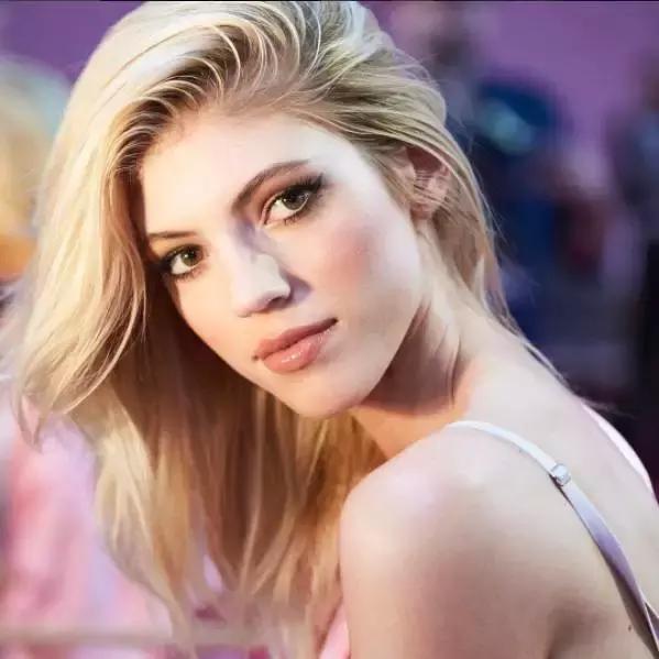 50块钱的粉底哪个最好用,价格比较亲民又好用的粉底