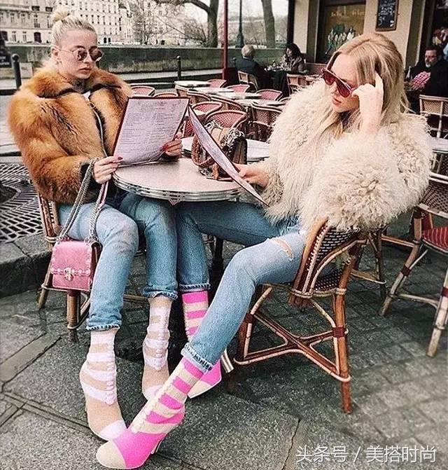 杨幂宋茜新款毛衣,杨幂宋茜穿袜靴