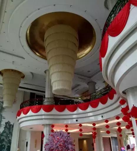 一起泡个温泉,温泉泡池冬天来一场暖暖温泉旅行