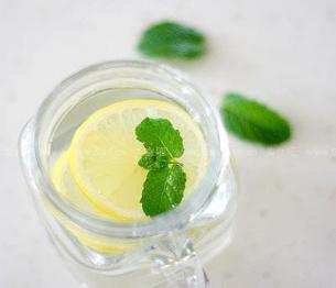 关于柠檬饮料的做法,柠檬饮料的做法大全自制