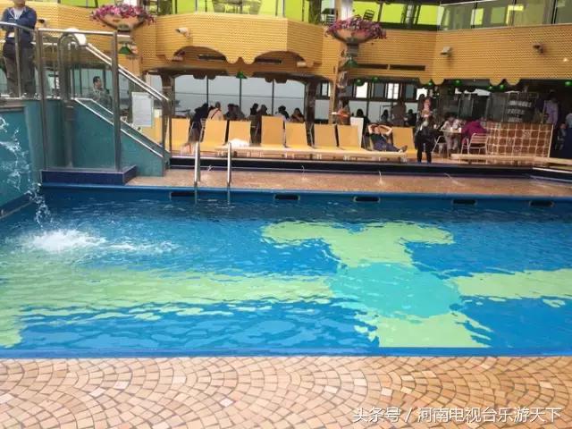 游轮发生什么事,游轮上的夜生活