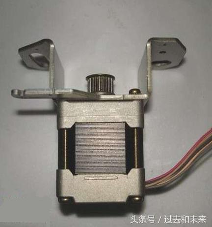 工业机器人的运动控制指令有哪些,自平衡双足机器人运动控制算法