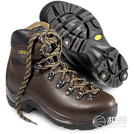 你从不注意的鞋底花纹,却成了乔丹科比封神的“秘密”