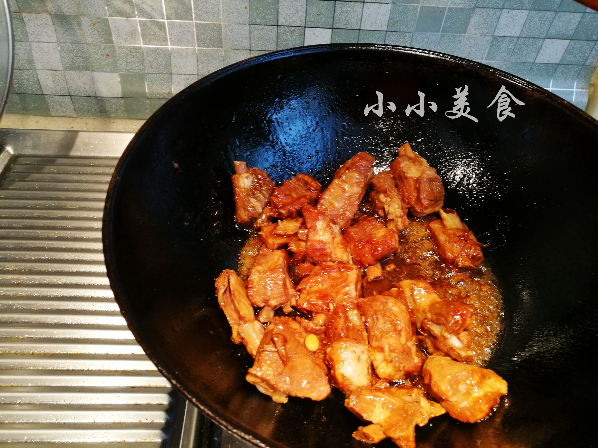 糖醋排骨凉菜,糖醋排骨软糯脱骨不柴不塞牙