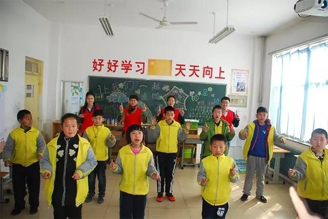 潍坊这家医院的志愿者太牛了！聋哑儿童也感受到了满满的爱……