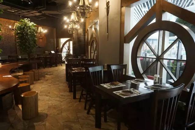 饕餮地铁线｜上海地铁3号线天天坐，原来一路上有这么多美食！坐着地铁一路逛吃！