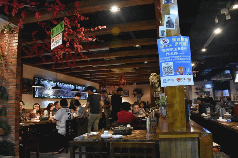 饕餮地铁线｜上海地铁3号线天天坐，原来一路上有这么多美食！坐着地铁一路逛吃！