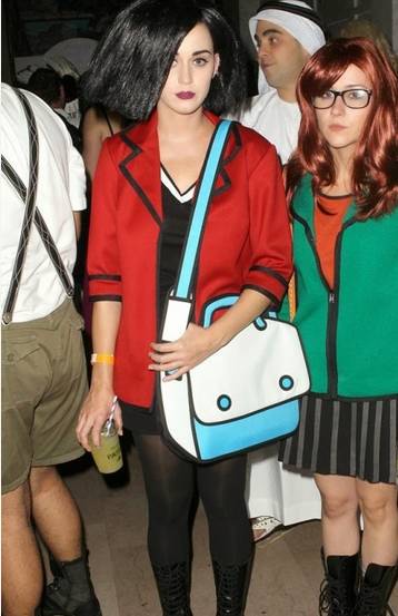 又便宜又大空间实用的双肩包,几百左右好看的大牌双肩包