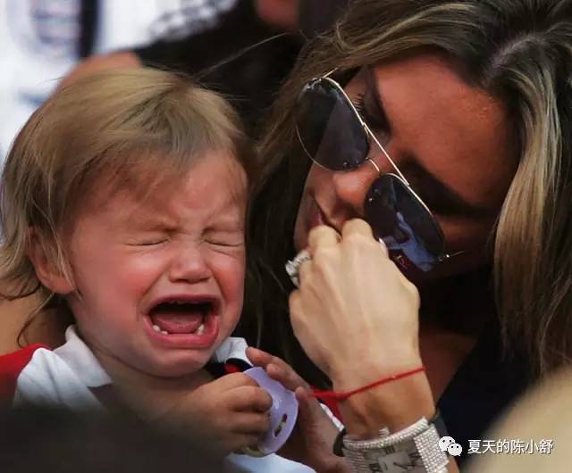 贝克汉姆的经典发型,贝克汉姆三个儿子颜值