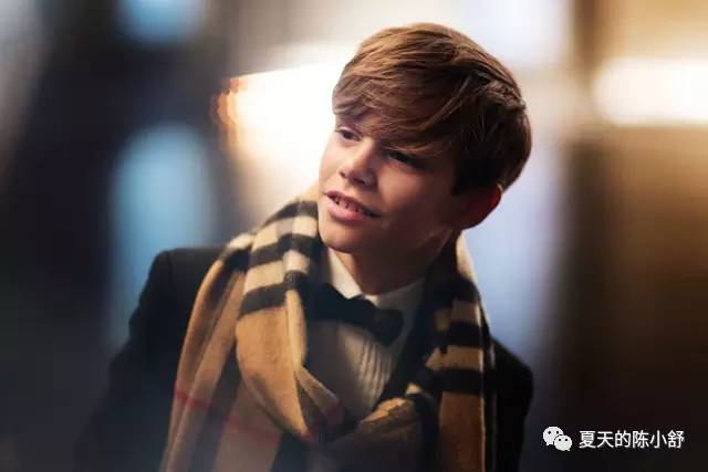 贝克汉姆大背头发型,贝克汉姆3个儿子名字