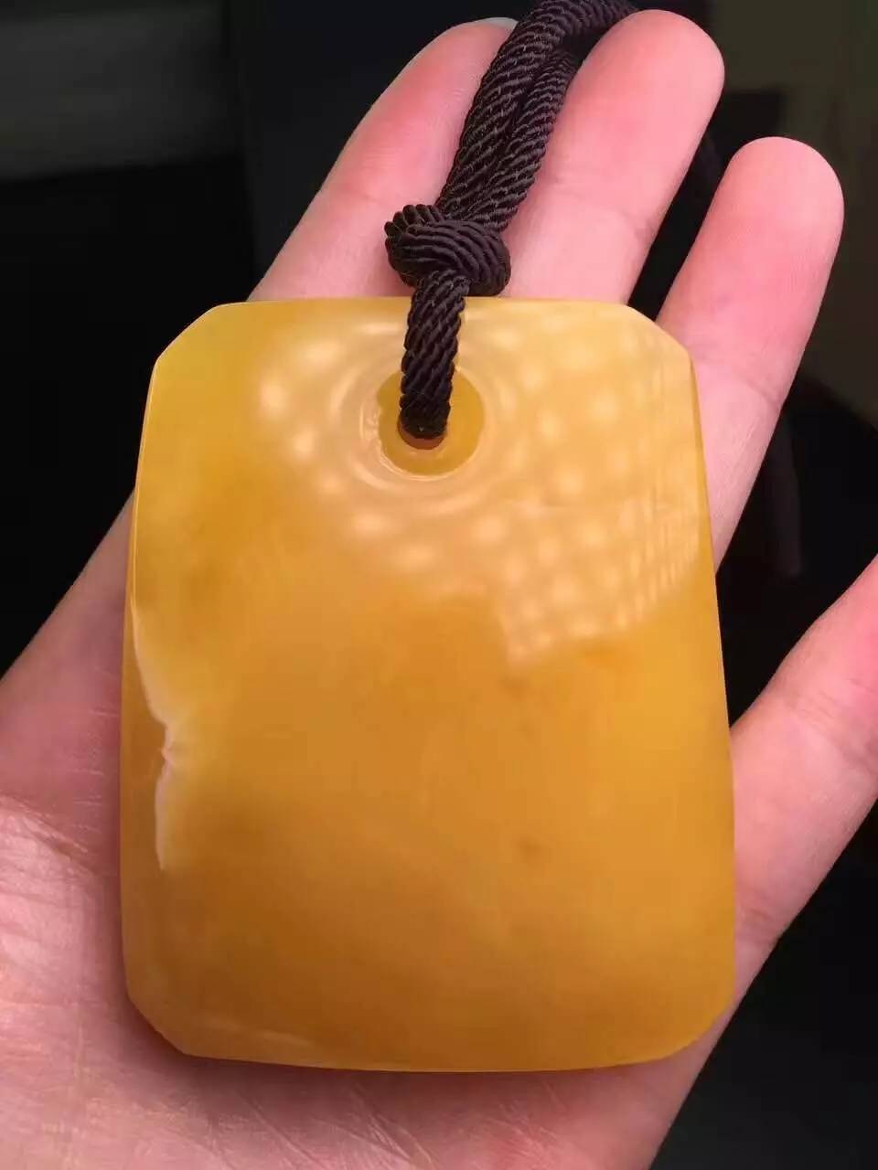 琥珀蜜蜡某宝网上便宜卖，分分钟坑你没商量……