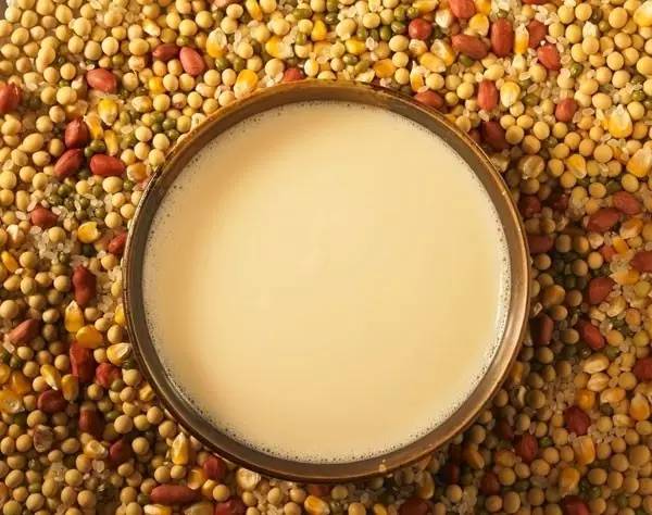 豆浆喝得多了会变娘吗,喝豆浆对男生发育有影响吗