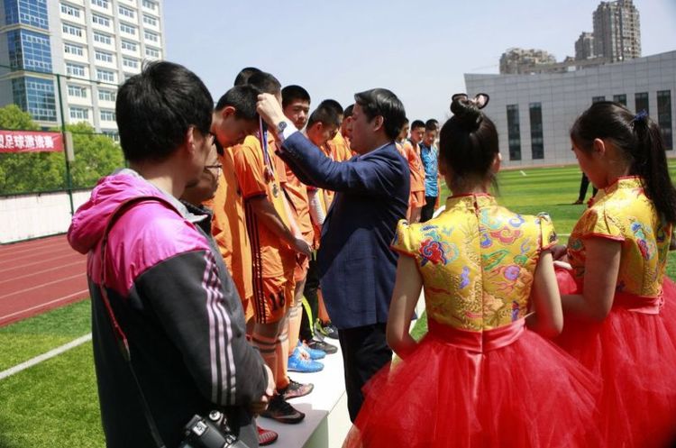 三明市中小学生足球联赛引爆激情点燃中国足球梦!