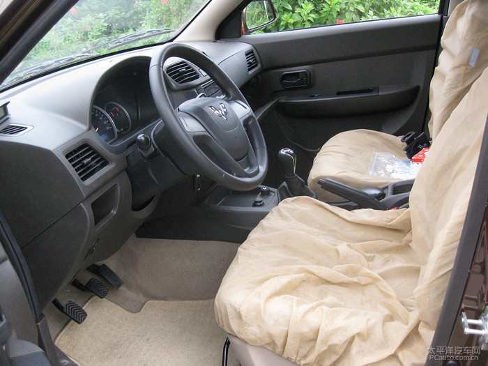 五菱宏光s低配最低价,低配五菱宏光s全款