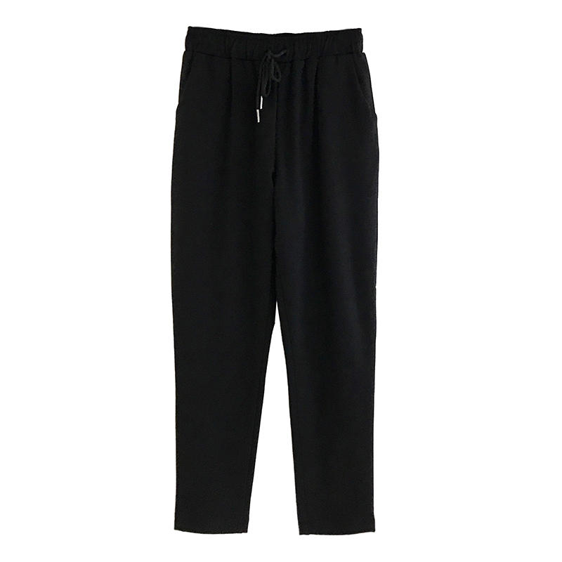 火辣辣的春日，还穿的这么庸俗，试试这几款小裤裤，特别是第5款