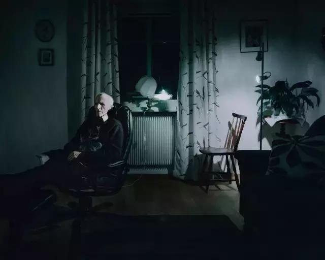 深爱的人最后都要离去,深爱的人走了心空了