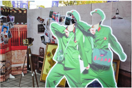 我后来有更多更好的玩具，但再也没有那样的快乐