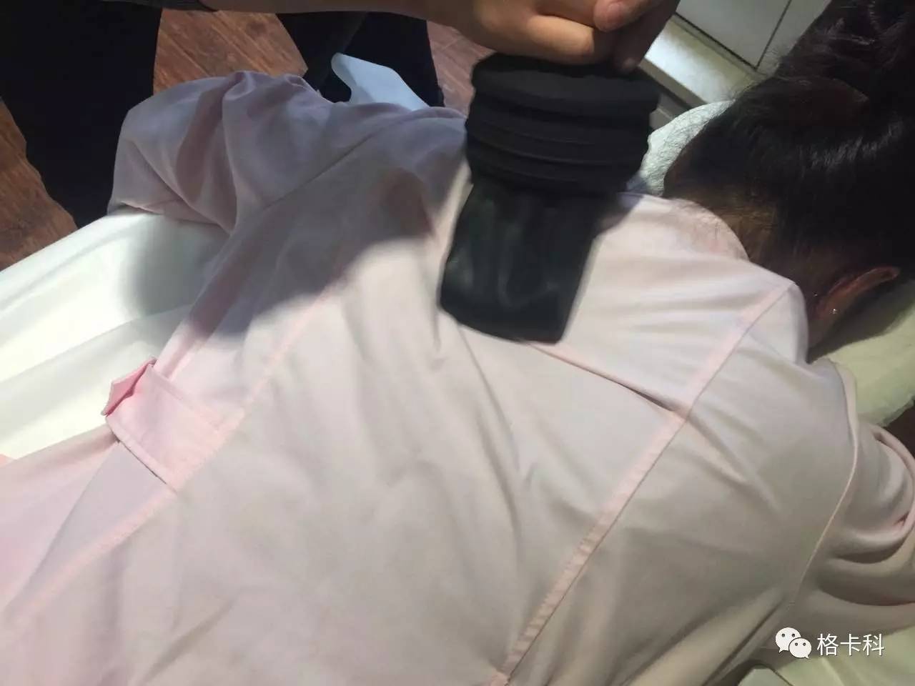 将全身振动用于ICU，防止肌肉萎缩