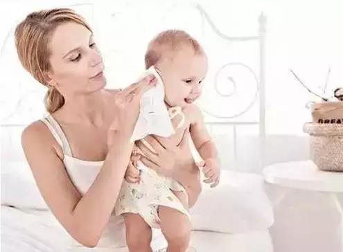 过敏性哮喘最佳锻炼方法视频,贝克汉姆有咳嗽性哮喘