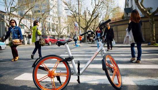 共享单车违停占停车位,共享单车乱停乱放报交警有用吗