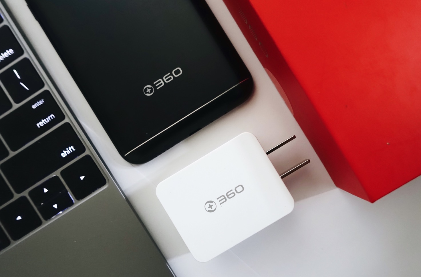 360n5慕斯黑星空黑区别,360n5手机详细参数